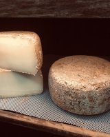 【最新情報】フカフカ谷牧舎さん　羊乳のトム　セミハードチーズ　３ヶ月熟成